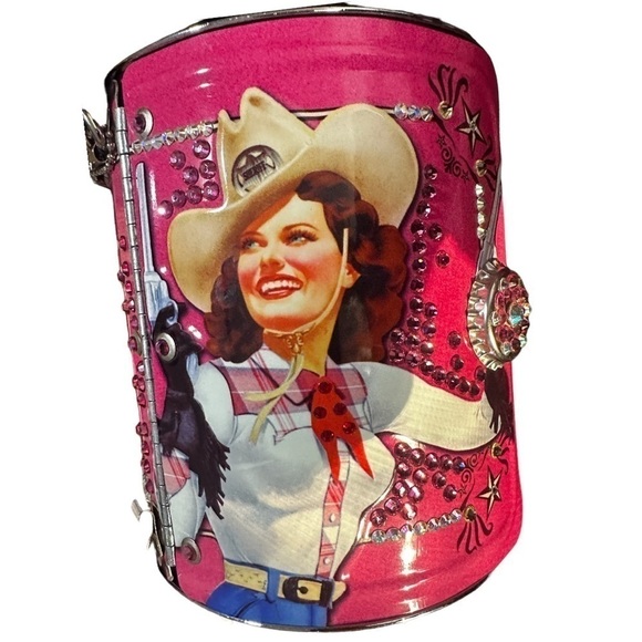 ROADFLAIR by LITTLEARTH Ride ‘Em Cowboy Barrel Purse - Picture 4 of 9
